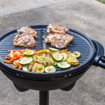 Il barbecue elettrico accende la gioia nei giardini britannici barbecue-elettrico